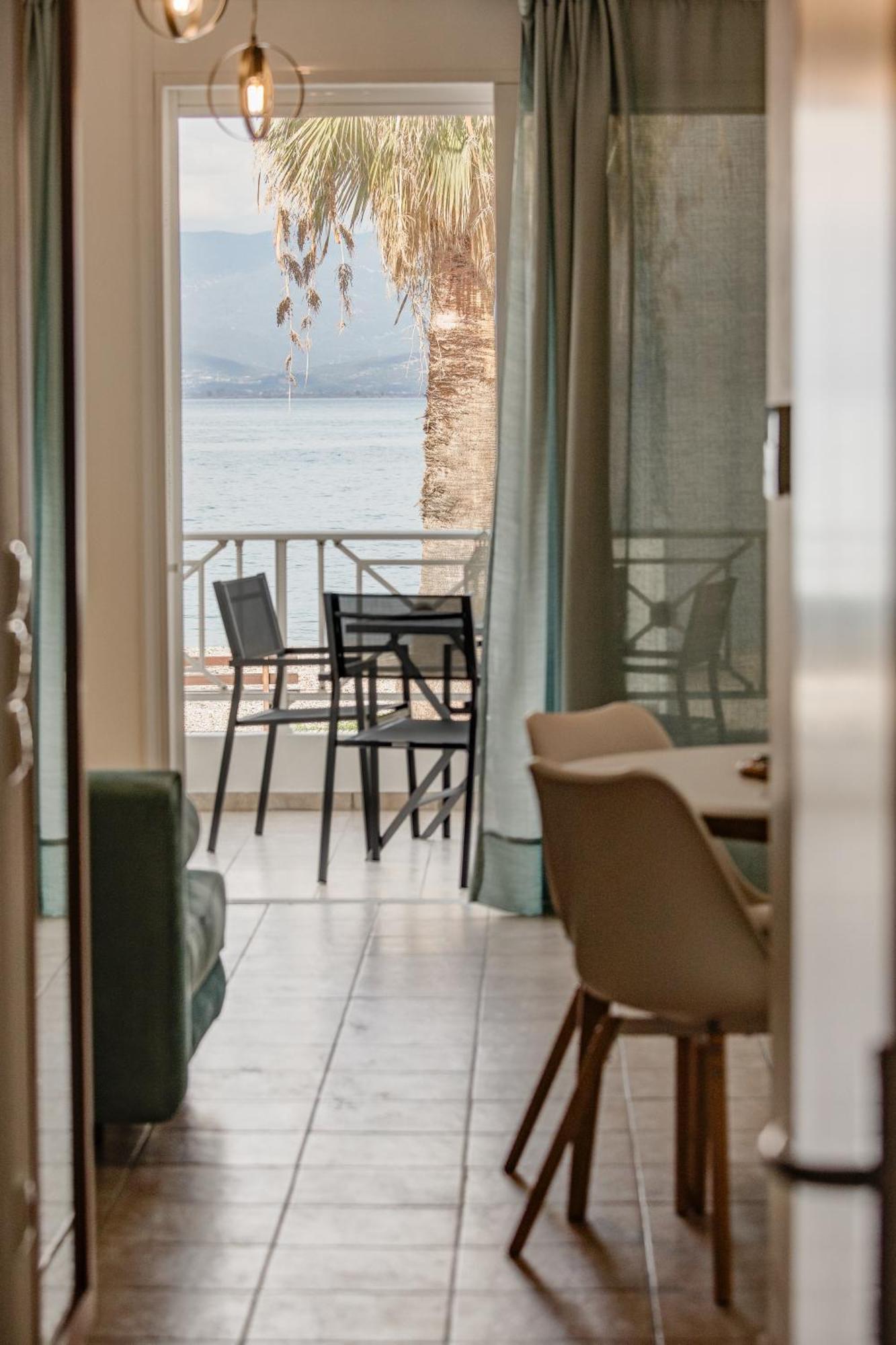 Sugar Blue - Apartments On The Beach Agios Vasilios  Екстер'єр фото